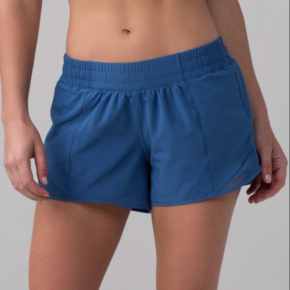 Lululemon Women's Hotty Hot Short II, Long 4", Royal, size 4 EUC